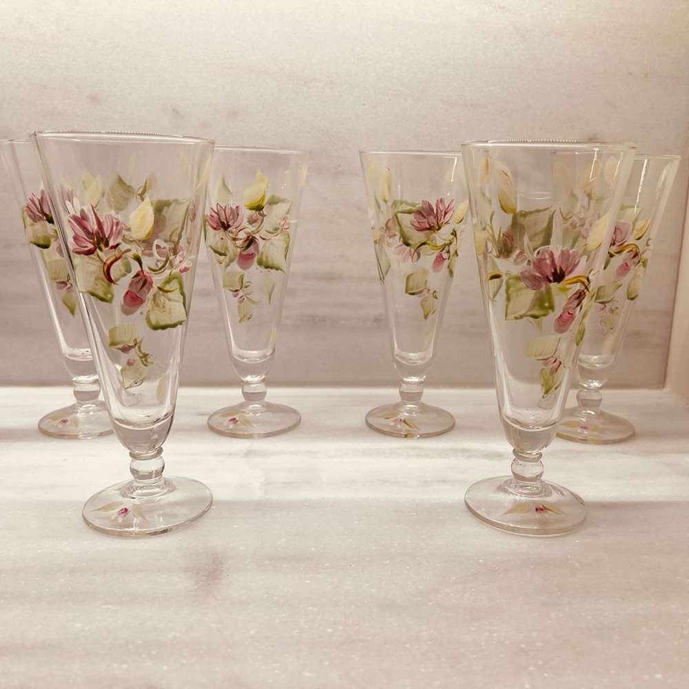 Hand Painted Sling Glasses
